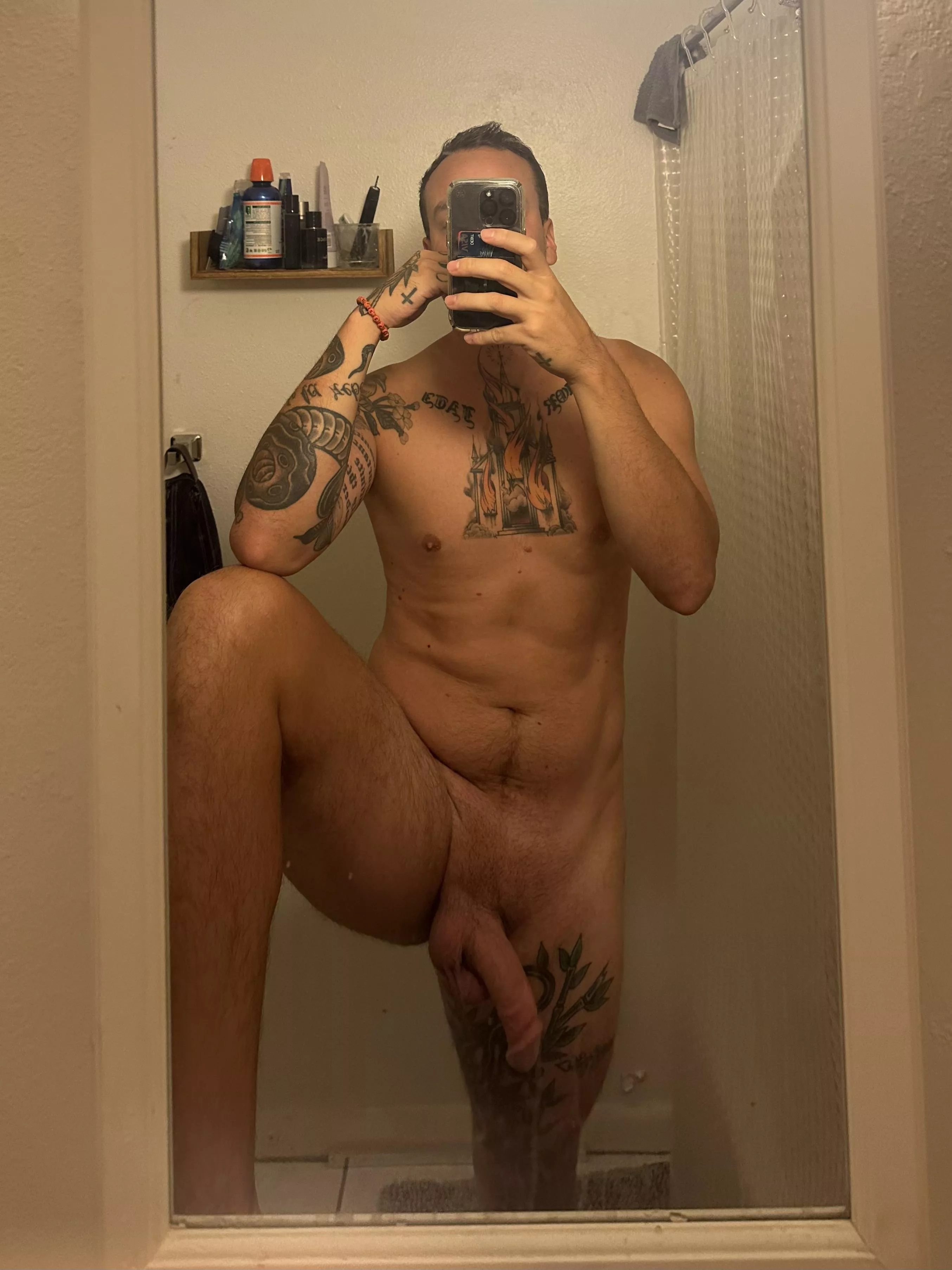 i think i forgot a towel. can you grab me one? posted by somberantiquities