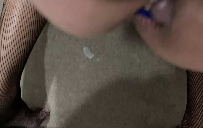 Its dripping out of my pussy. quick get your tongue in there by lisavines89