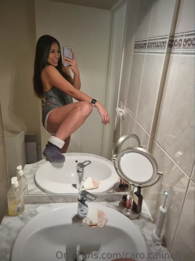 Je ferai tout selon vos commandes posted by cookiesars