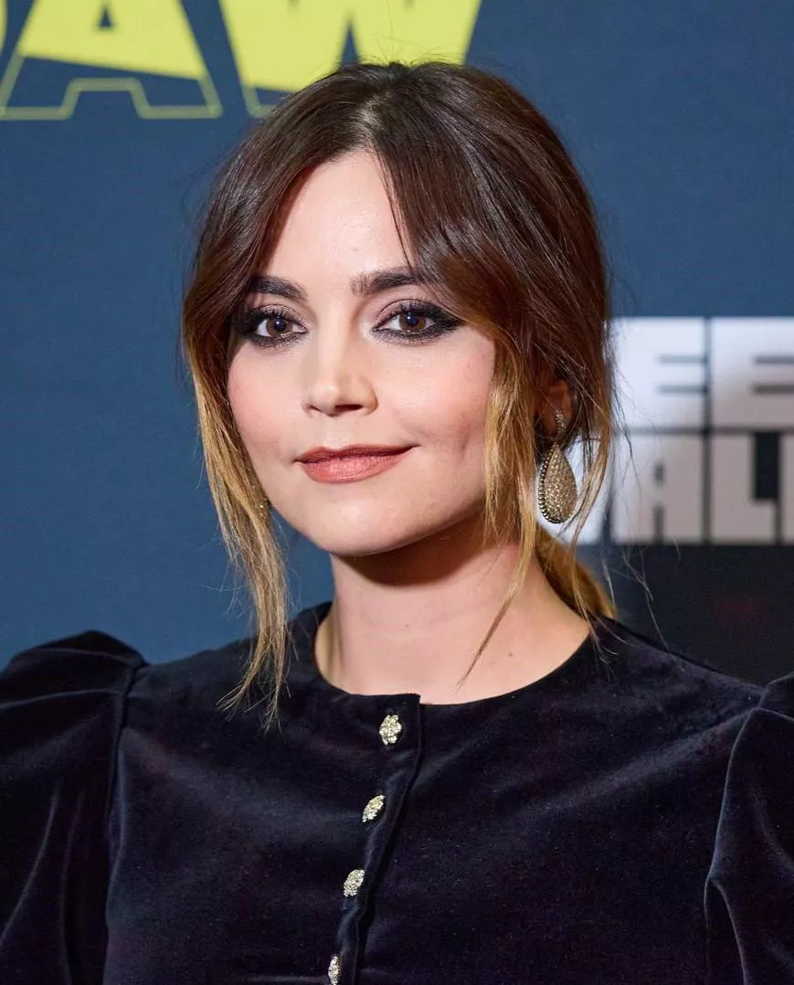 Jenna Coleman posted by Incongruousconstant