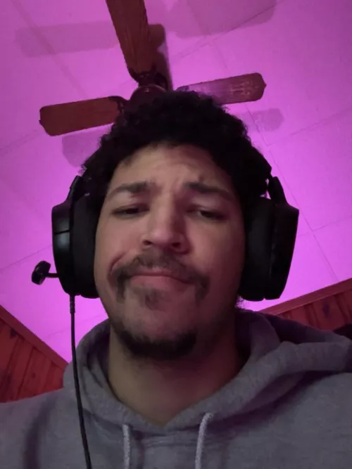 Looking for guys to play Fortnite zero build with by mchlmddn