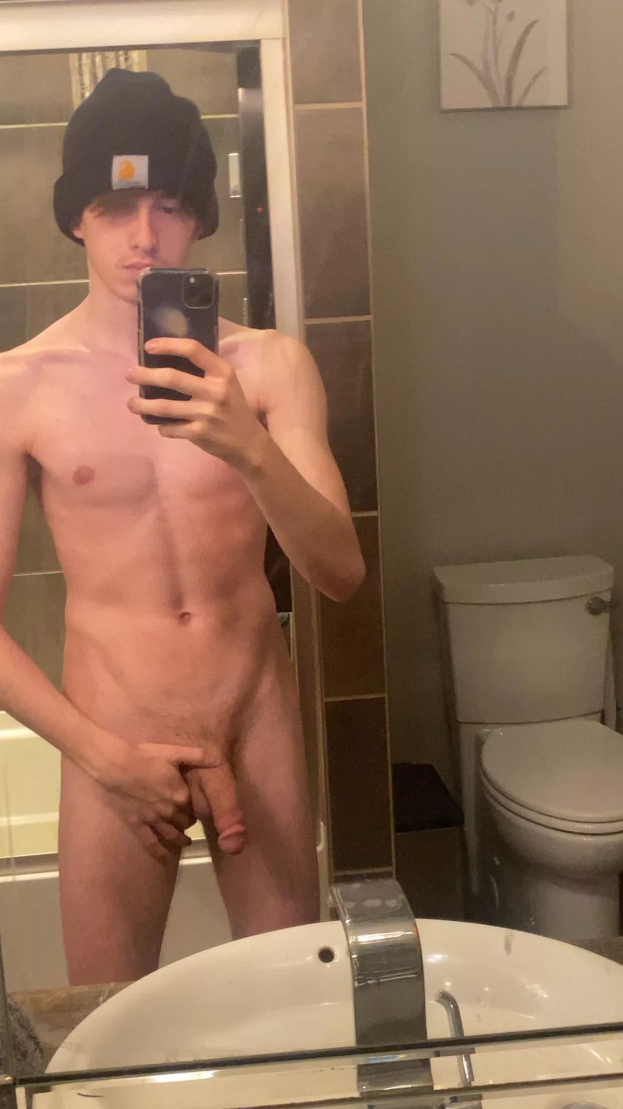 M19 cum make it hard 😉 posted by Averageguy2112