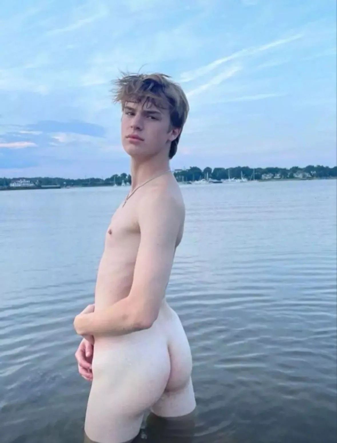 Meet me at the beach posted by CoolRecognition5821