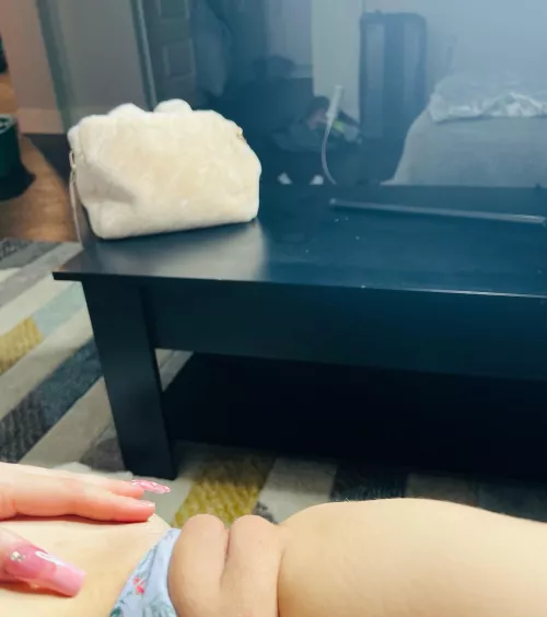 My pov on my small 18yo body by lustances