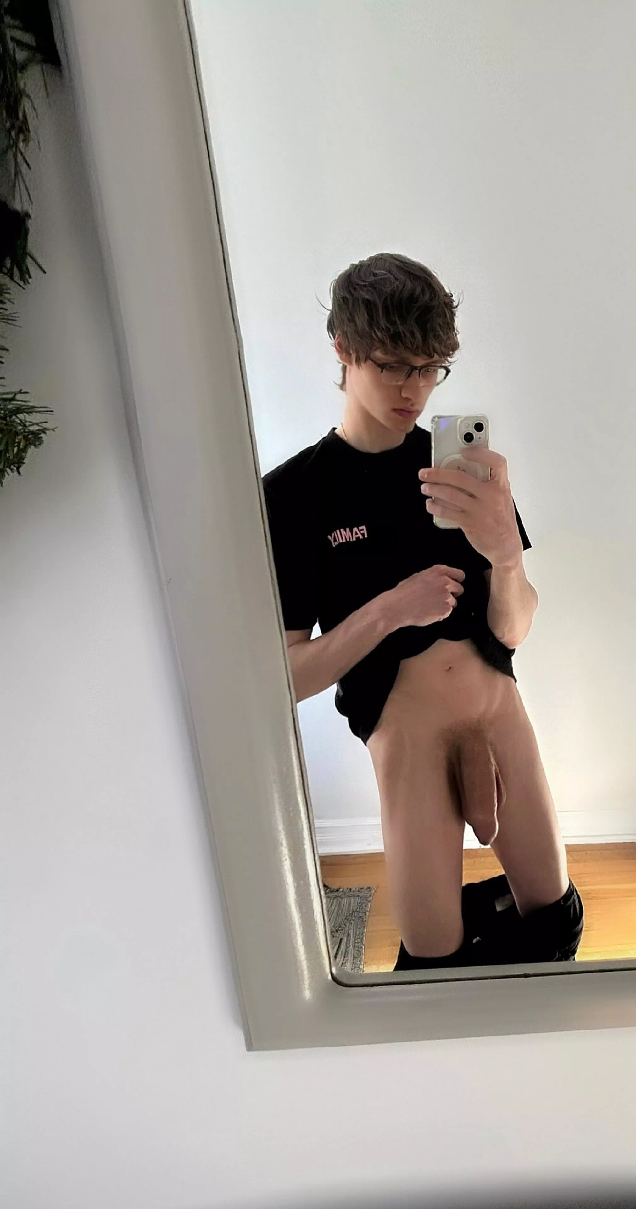 Pants drop (19) posted by Jordy_hungBoy