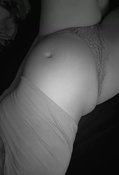 Round 😁 by Curlyyano