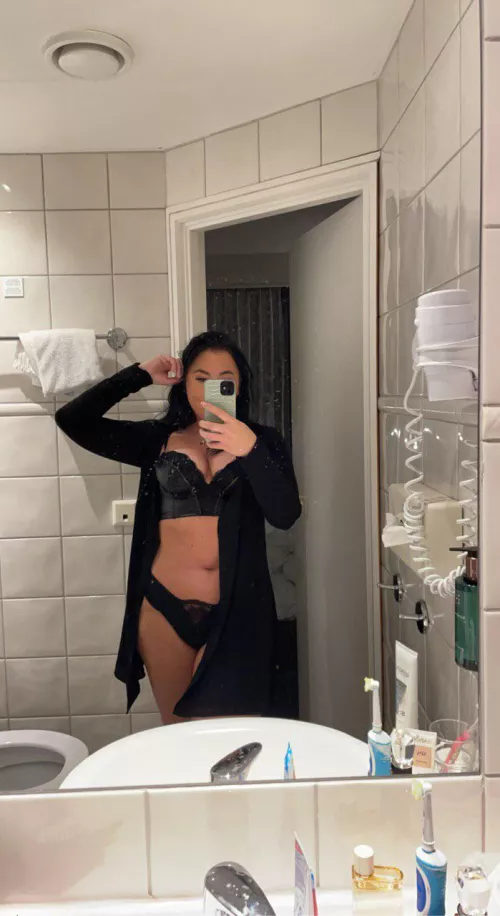 Sexta? by Numerous-Diver3737