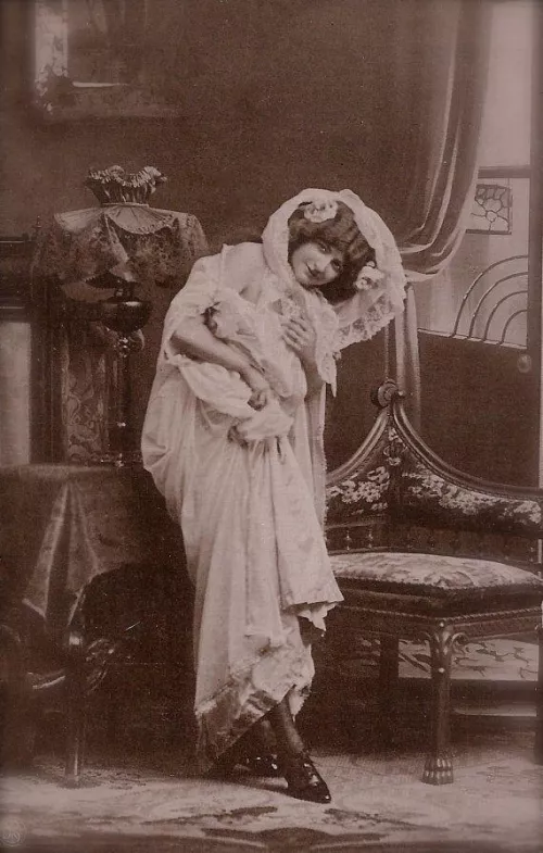 showing some ankle by Eastsidekink