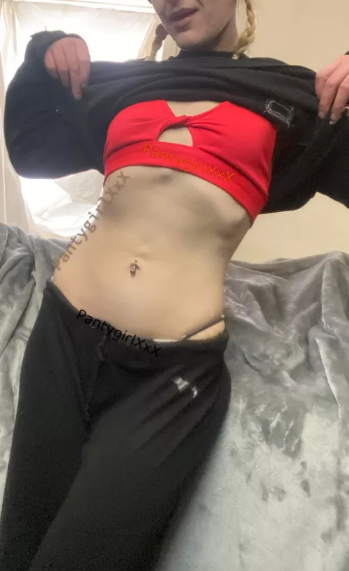 slim fit blonde/catering to many fetishes and vanilla—Available now! Sexting, cam, dick rate, pics, vids Premade and custom, special requests! [vid] [sext] [rate] [cam] [gfe] [pic] send me a msg! by PantyGirlXxX