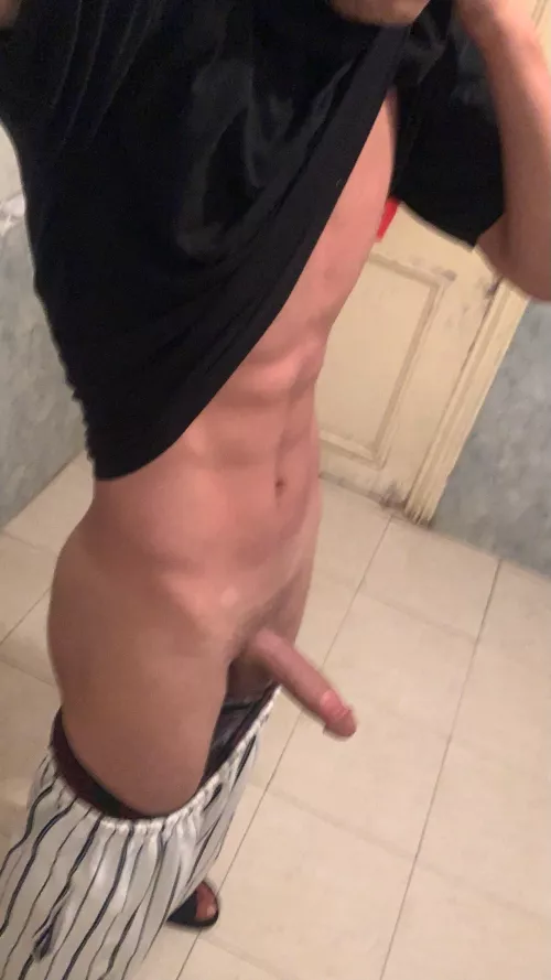 Think you could give me a hand? by GrassAccording3382