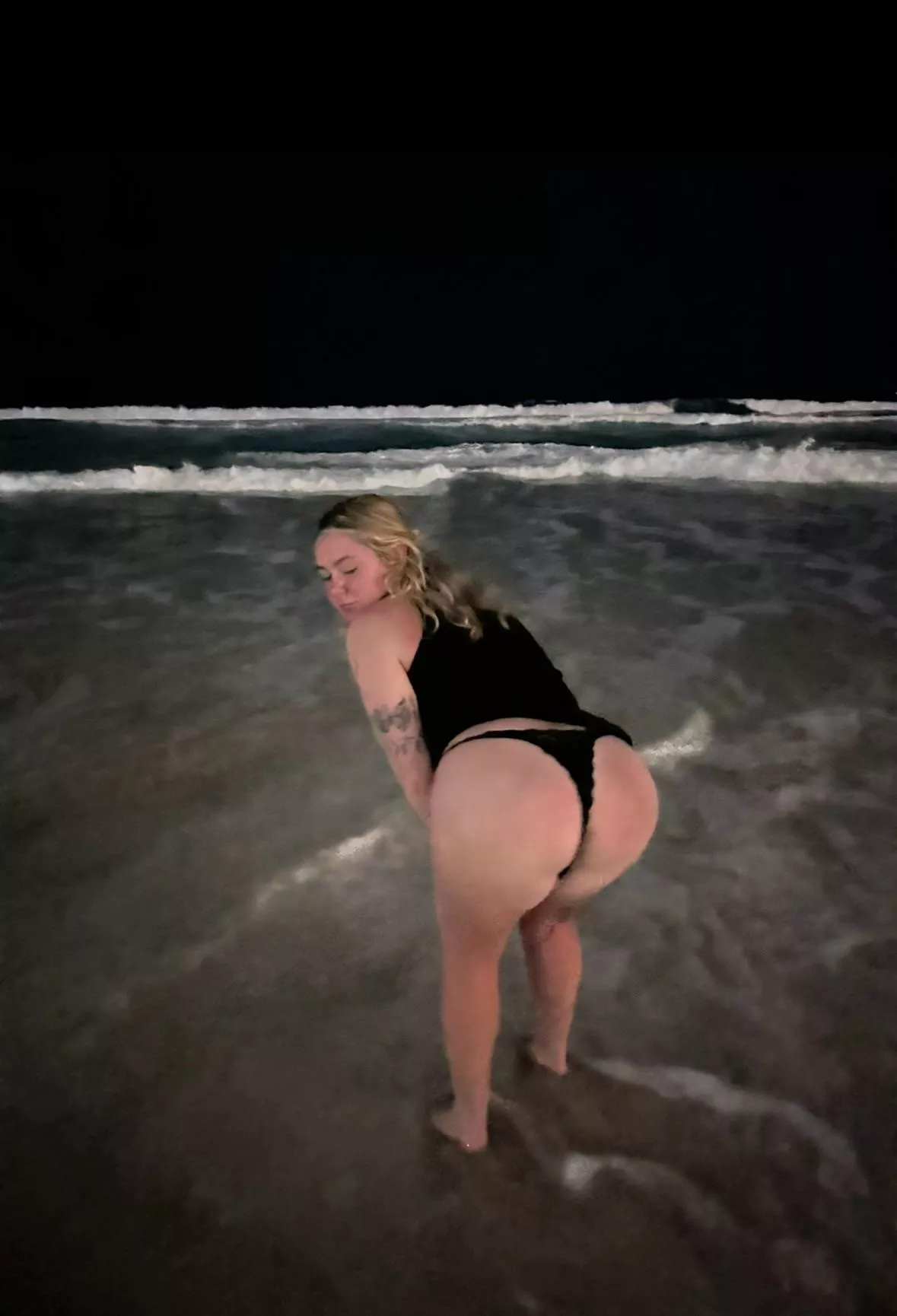 thongs outside just make more sense posted by AuroraHillsOF