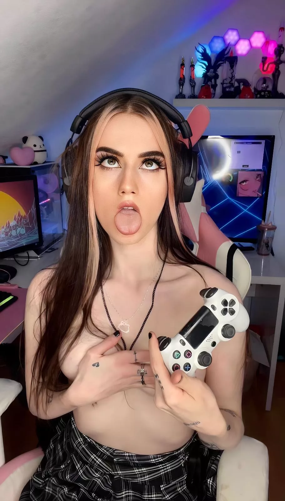 time for my first ahegao on heree posted by StatisticianAfraid33