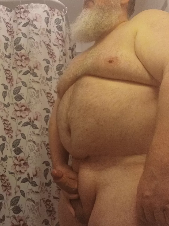 What's missing 🤔 posted by Leading_Doughnut_287