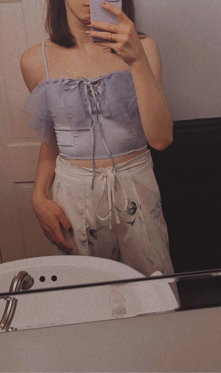 26 femboy for fit tops. Longterm+ Face++ posted by Winter-Cabinet8118