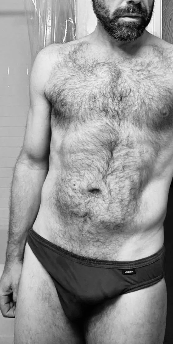 [50] What color are my shorts? posted by Saltwaterswim73