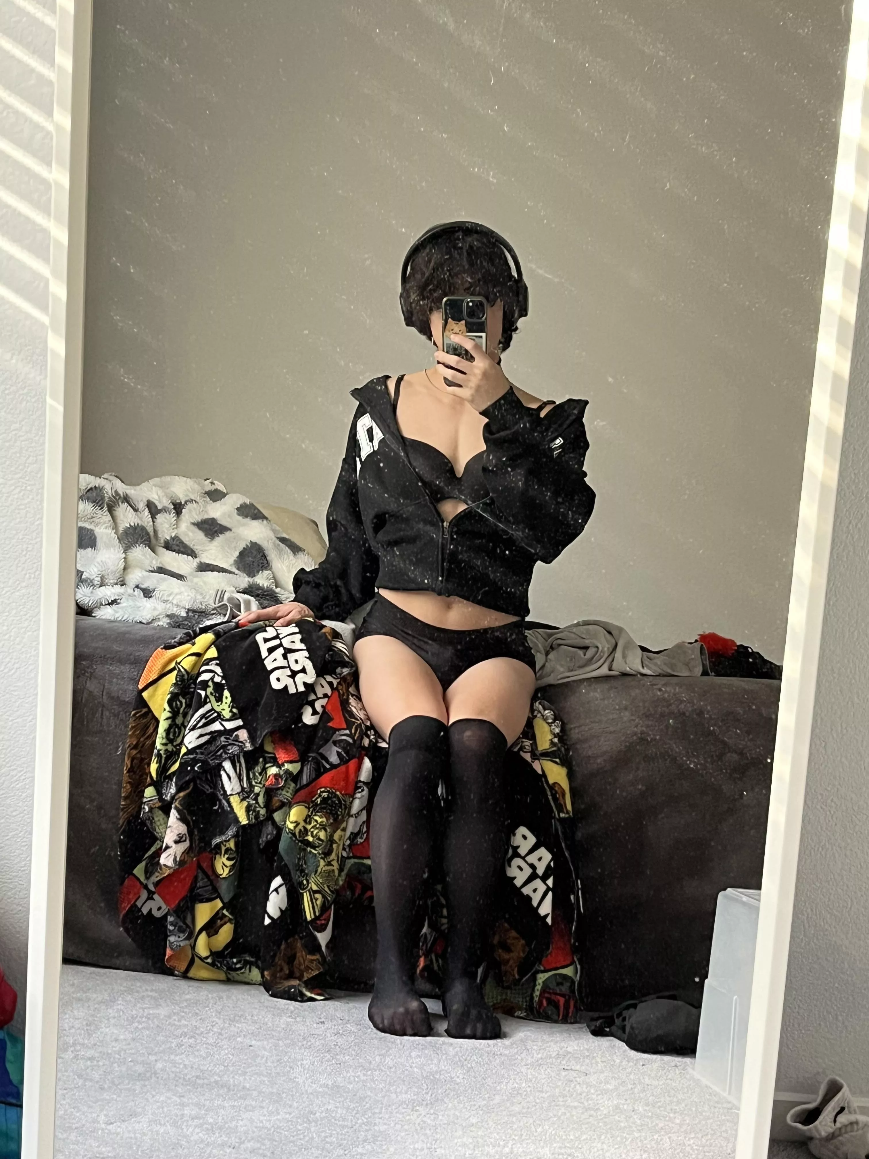 5’2 boii lifestyle posted by chiya-jade