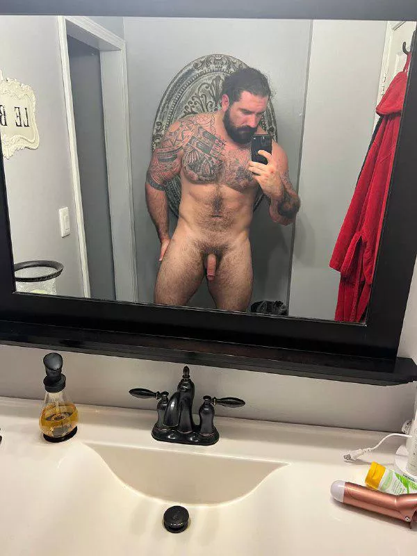 Be honest… M or F, Gay or straight, would you let me throat fuck you? posted by dylanmarkss