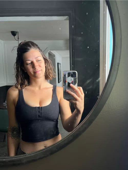 Bursting from this tank top 💥 by maplesyrup_girl