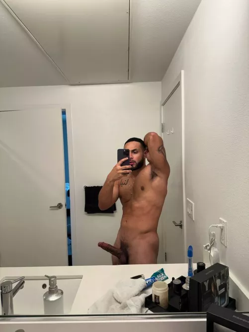 Comment for a surprise 😉🍆💦 by JordanKem