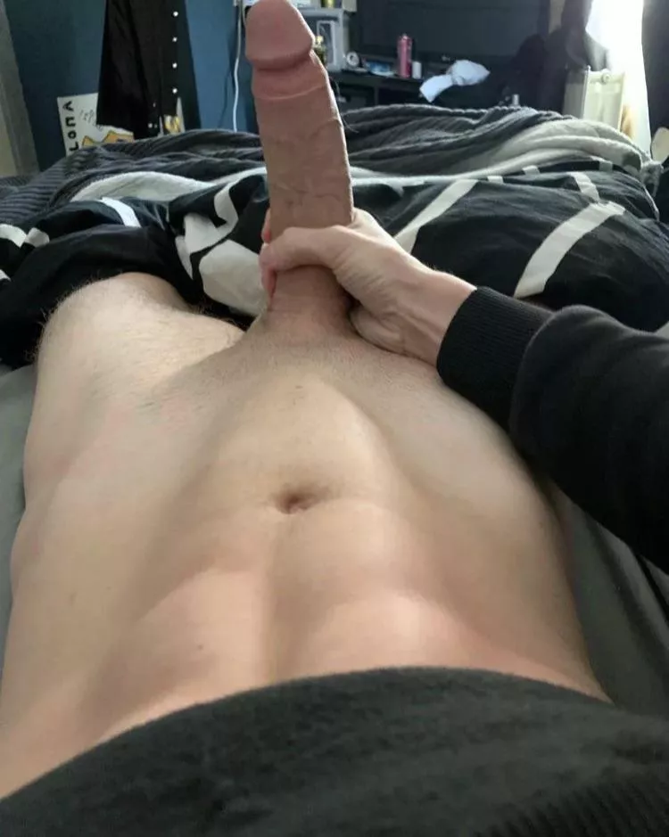 Do you accept nudes from college guys? posted by Controllinghuge