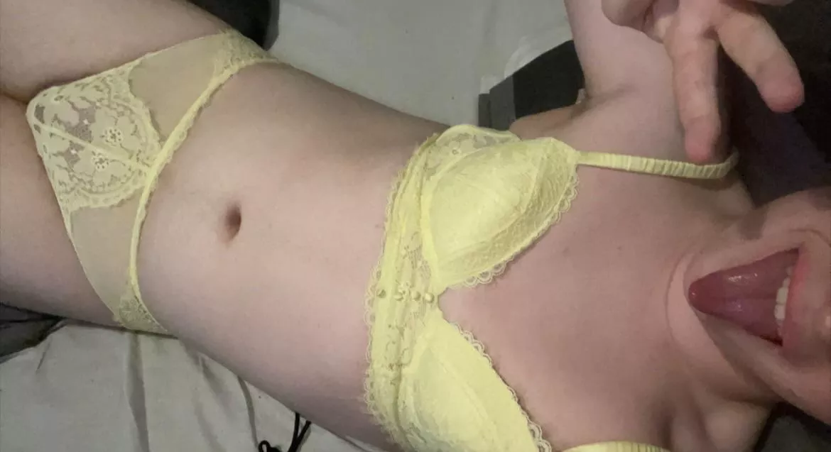 does anyone want to join me 💕 posted by Affectionate_Sky_678