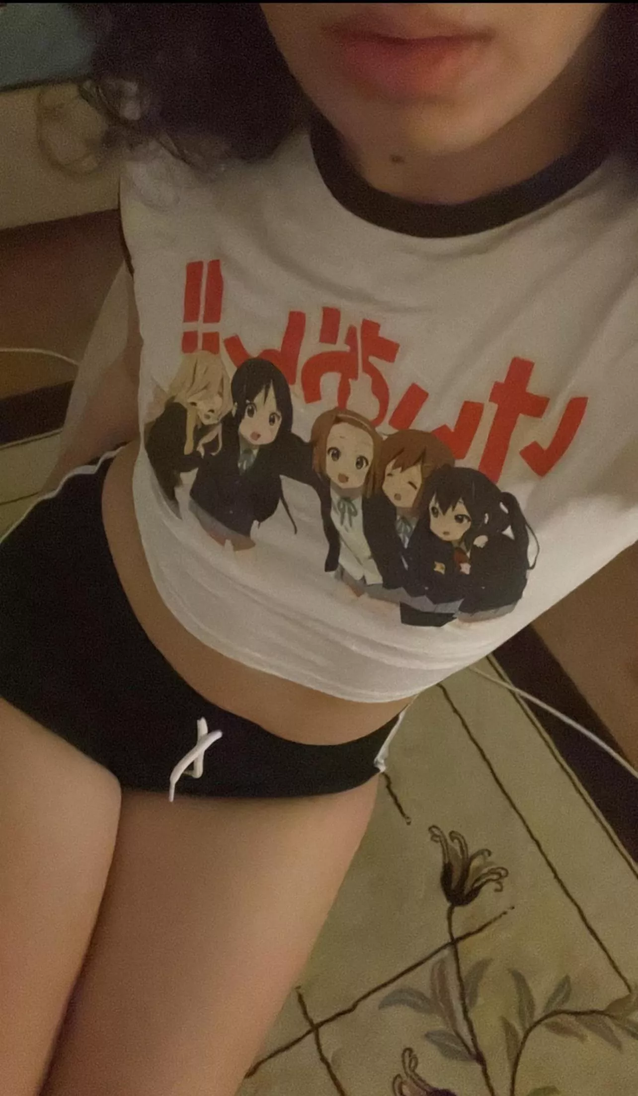 Feeling cute 🐱💖 posted by anekothecat