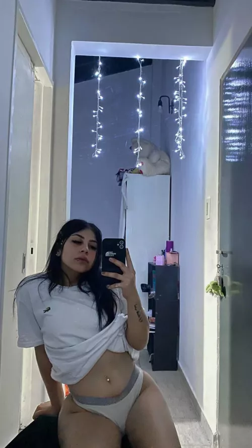 fuck it. come over and fuck me like a slave by Selfie_Queene