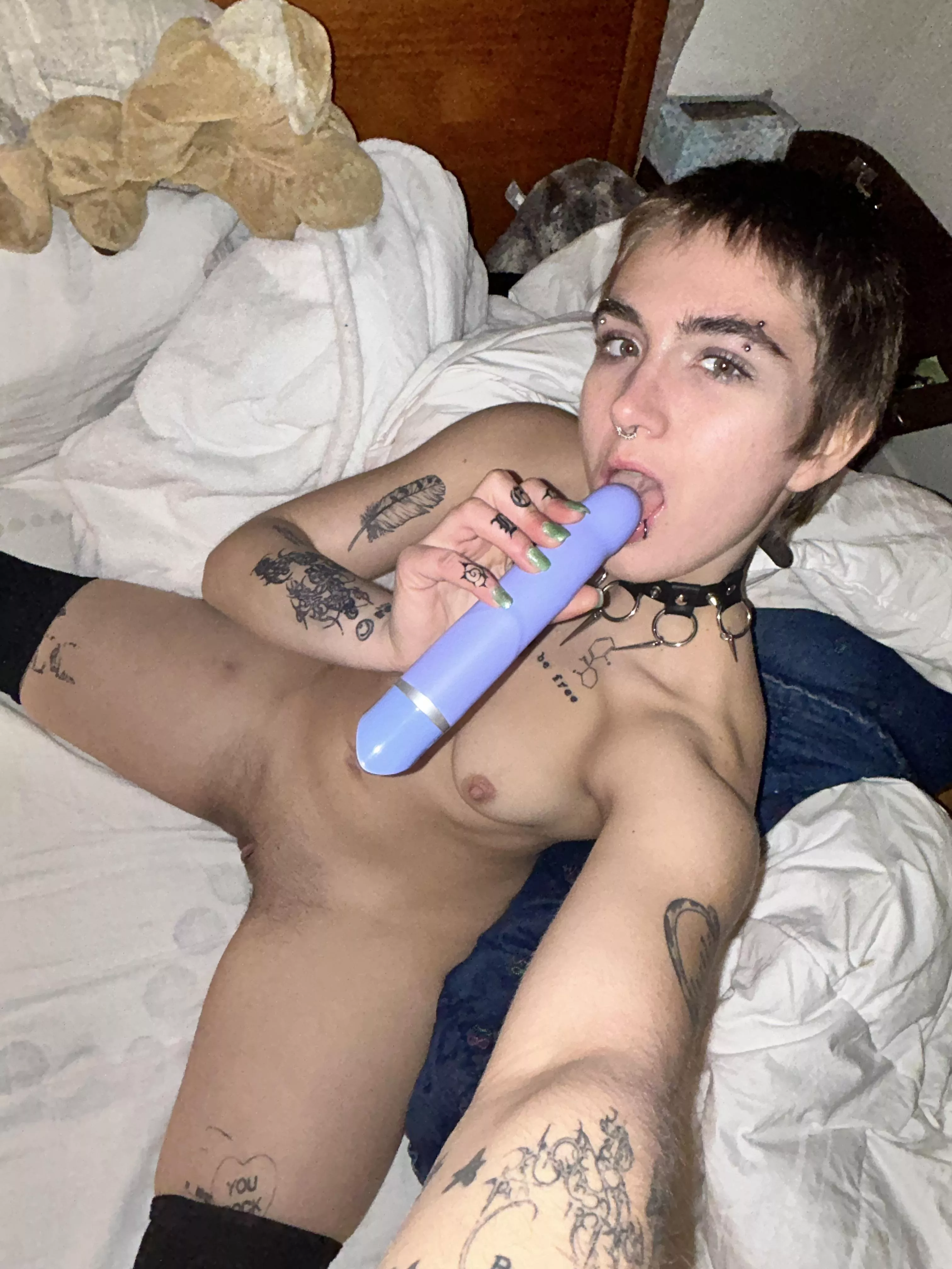 fun vibes and tight highs :p posted by bambirose333