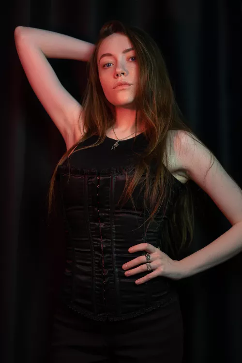 Give in to temptation I know you're looking at me. by Goddess_Effy_Wolf