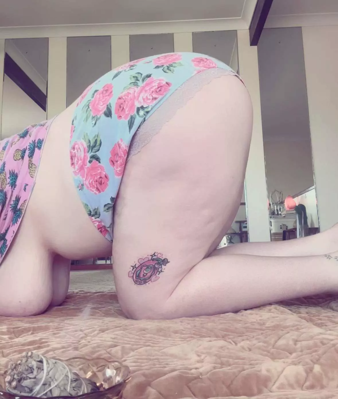 Hanging from my morning stretches posted by isabellaxxxrose