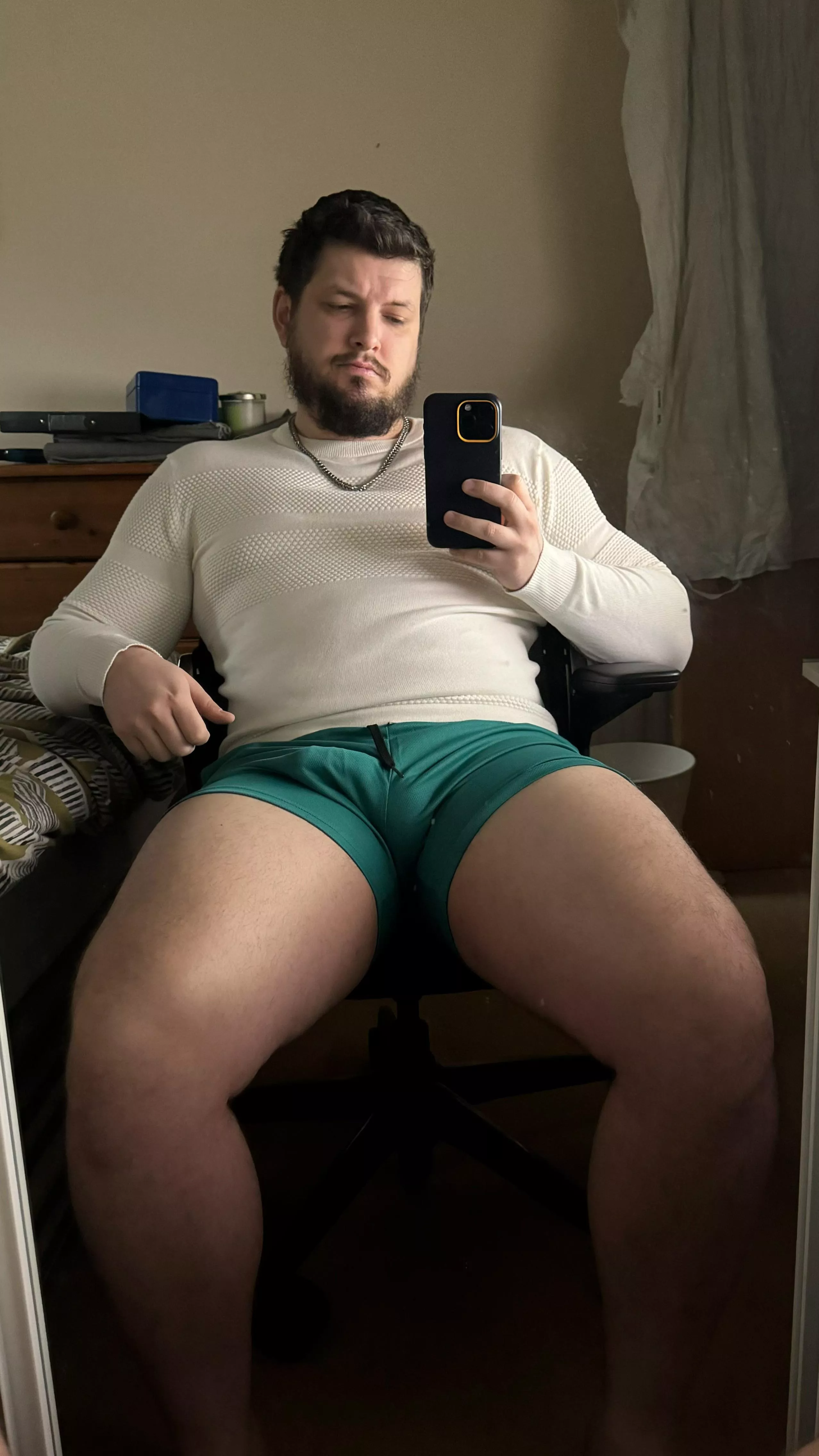 Happy sleepy Monday to y’all! posted by Anthes92