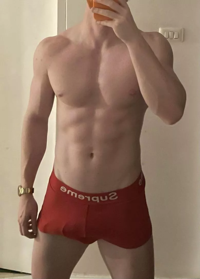 Hard to hide when I’m horny posted by FarangFox