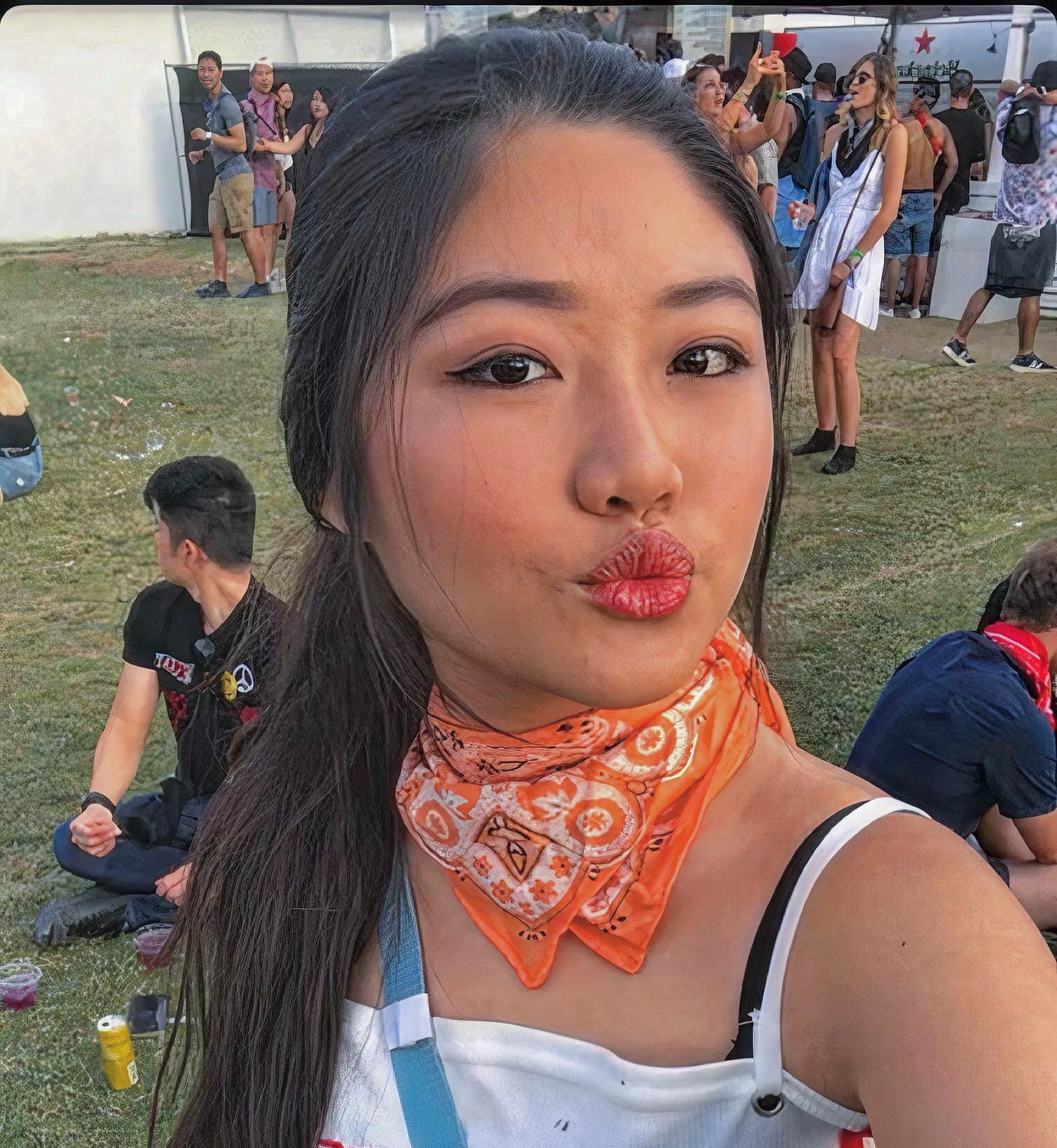 Hope guys have an amazing week! posted by LipLoverXO