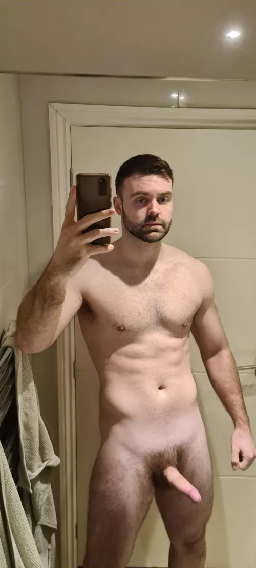 How do I look? by Comfortable-Log-1108