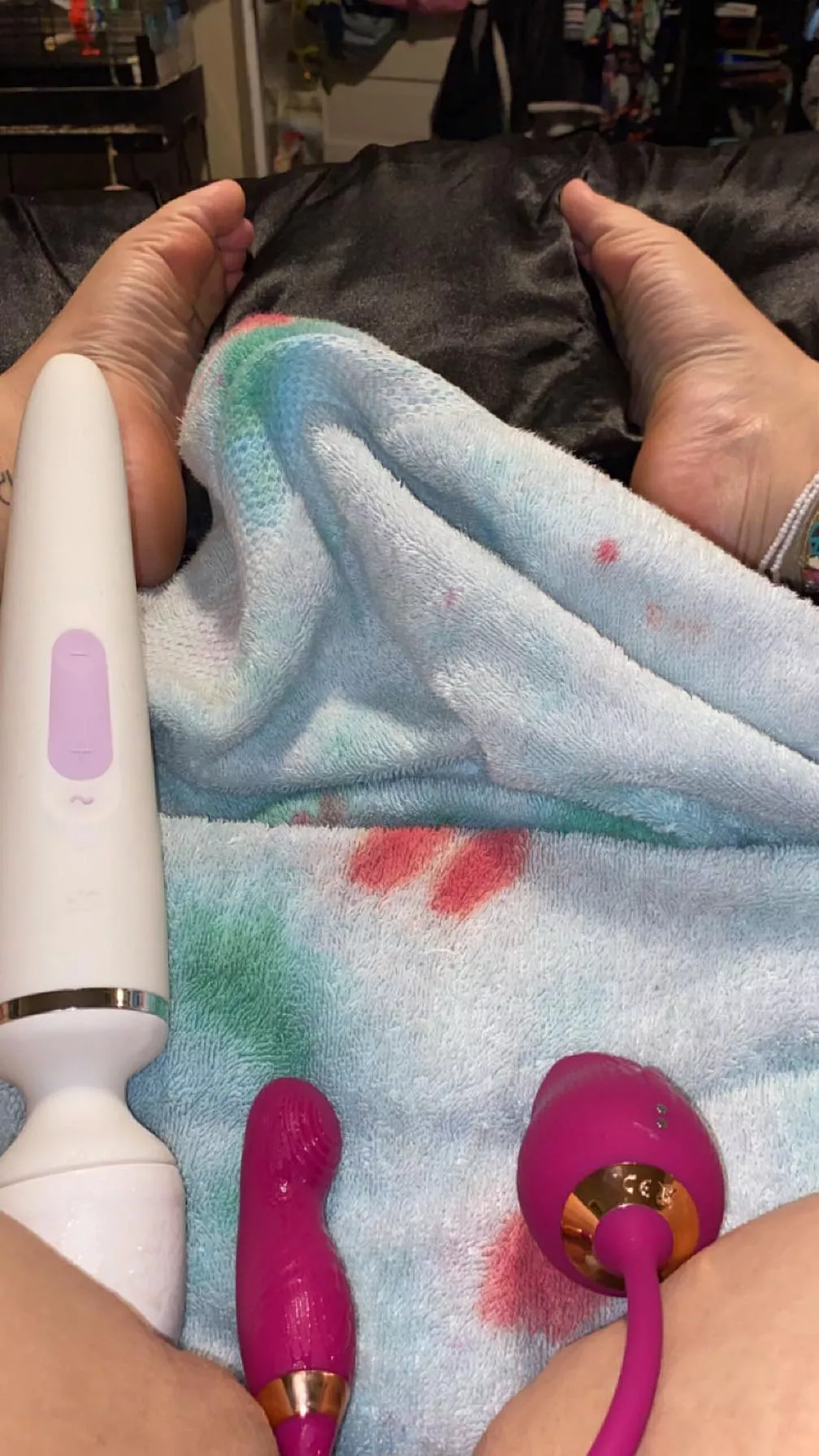 I always need a towel posted by Familiar_Cat1217