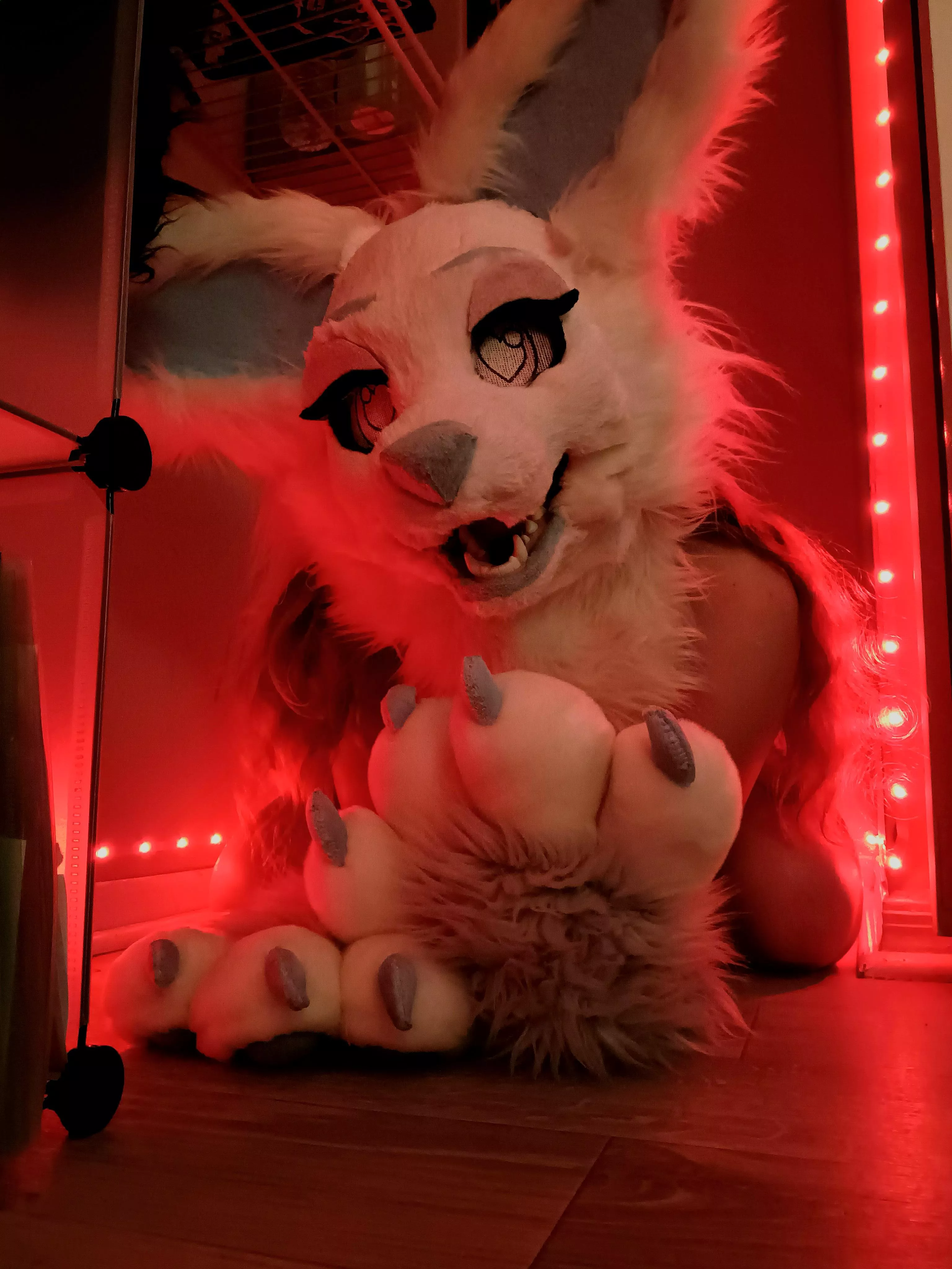 I might be the only woman who wants to give head without anything in return 🤤💗 posted by ExtraPizzaPls