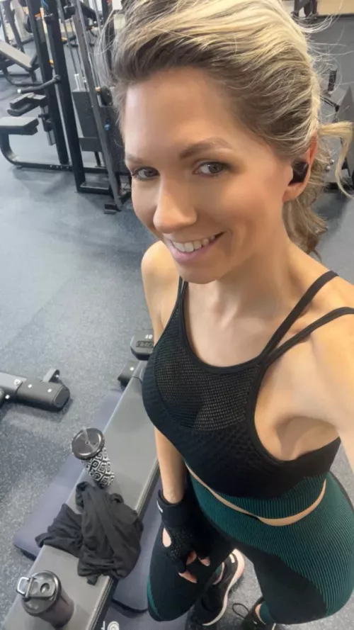 I need a gym buddy(f40) by Ms_AllyMari