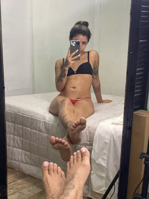 If we were in the pool on our first date, what would you do with my soles? by cindy_red