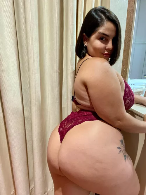 If you wouldn't mind having those cheeks crush the inside of your head, say yes. by Dangerous-Charg