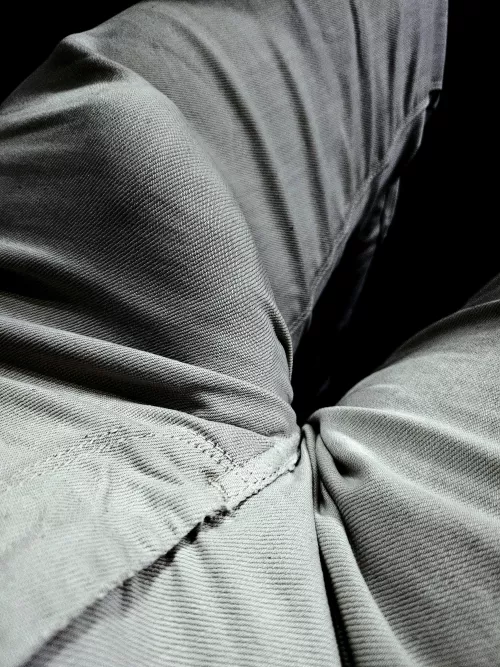 I'm sit down next to you in the subway and this is your view what do you do ? by That_Reflection-1720