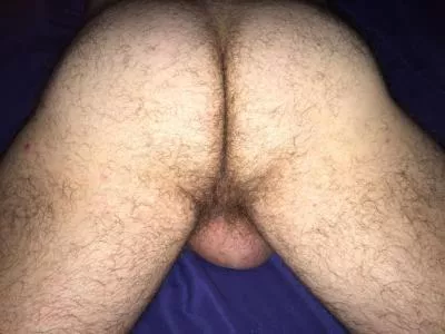 Just enough hair posted by U_R_THE_WURST