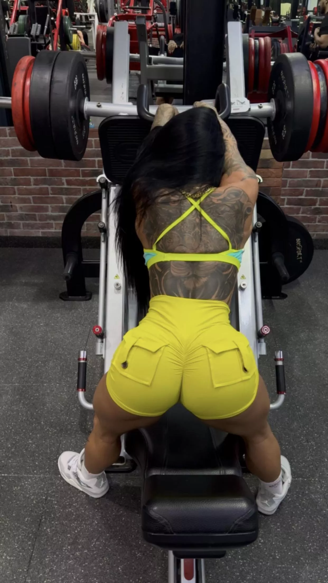 Leg press time posted by Allegra_Brunnet