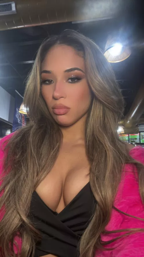 Lola Vice by SheetAcrobat