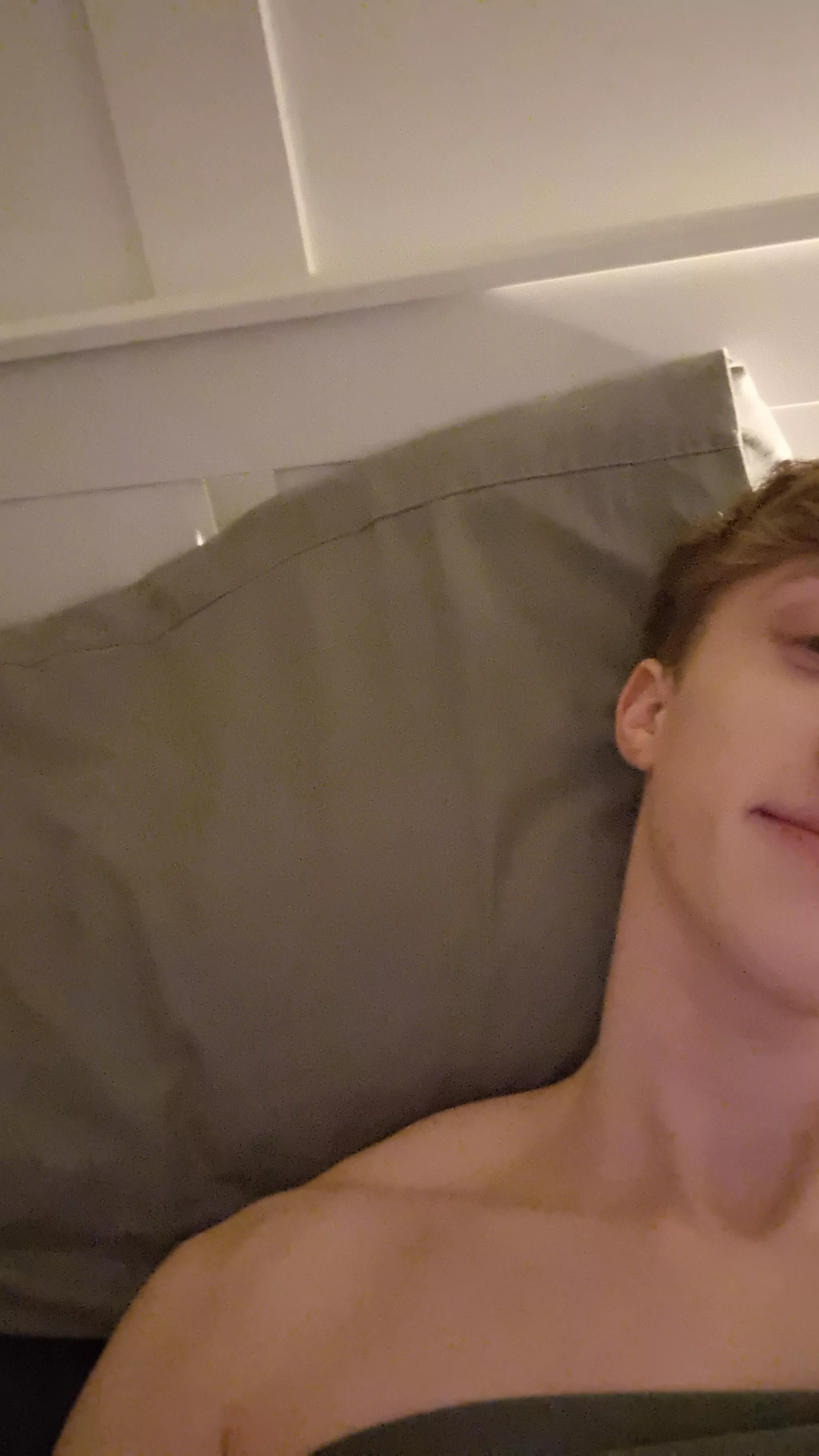 M 22 UK Straight guy here bored af looking for a bottom around my age I can be friends with and chill hmu - chldck86 posted by FormerClimate9266