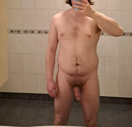 (M), 29, 177cm, 82kg. Be completely honest please! by ANorwegianSomeone