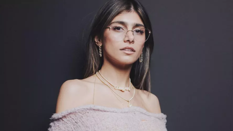 Mia Khalifa by PleasureBlossoms