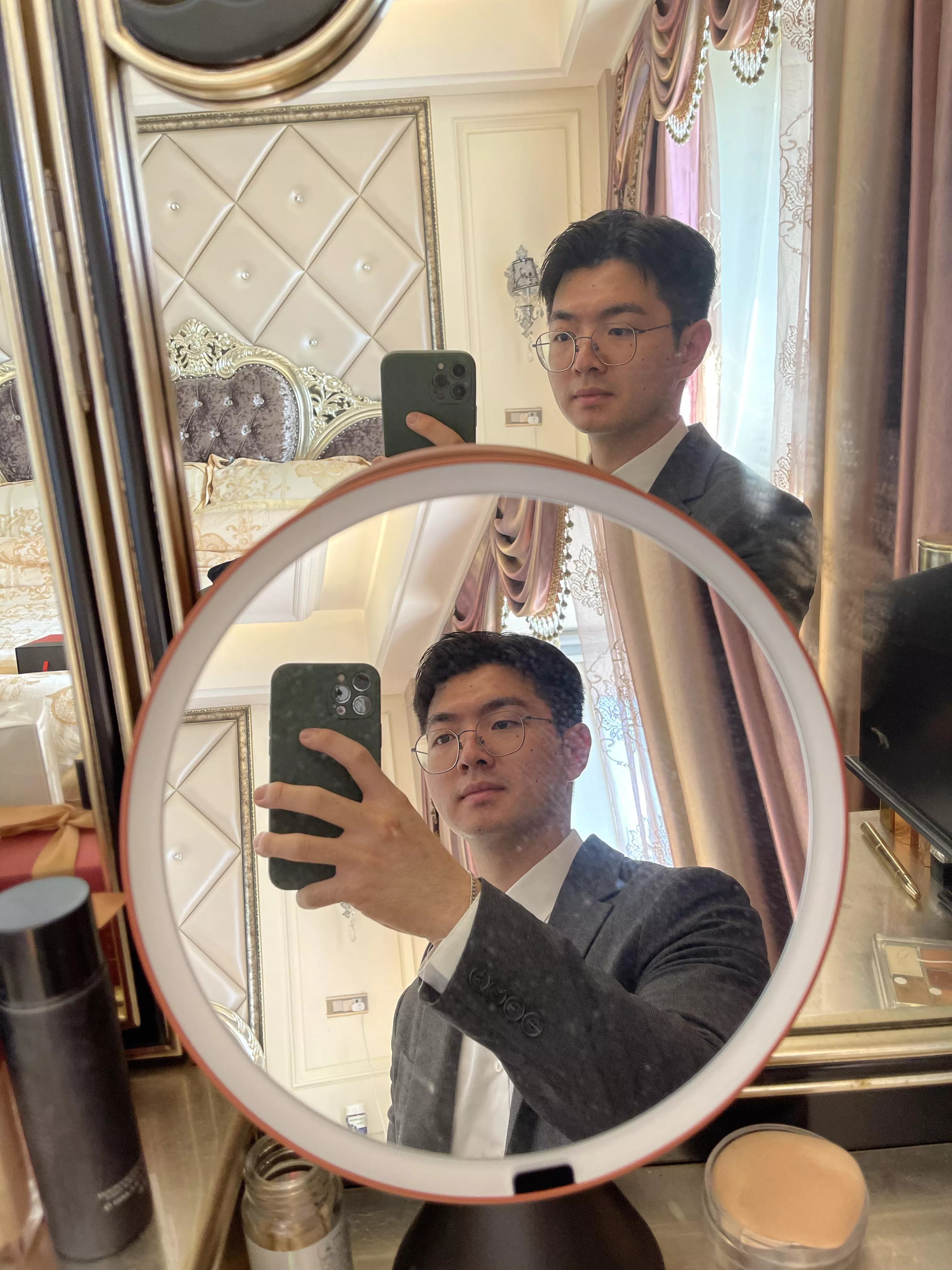 mirrors are kinda dirty i’m sorry posted by buoyancyknowles