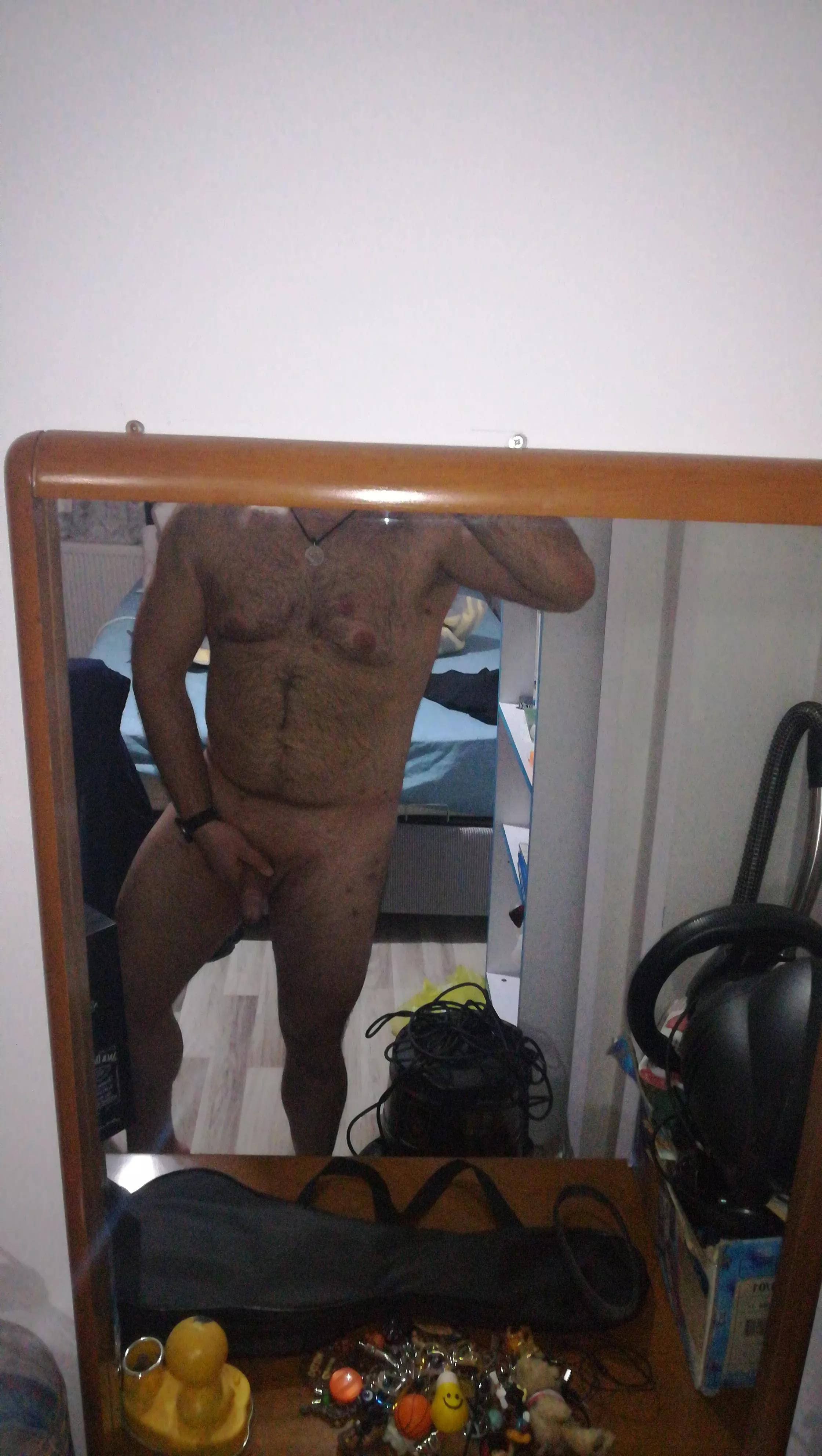 Mirros shot posted by weirdsex1