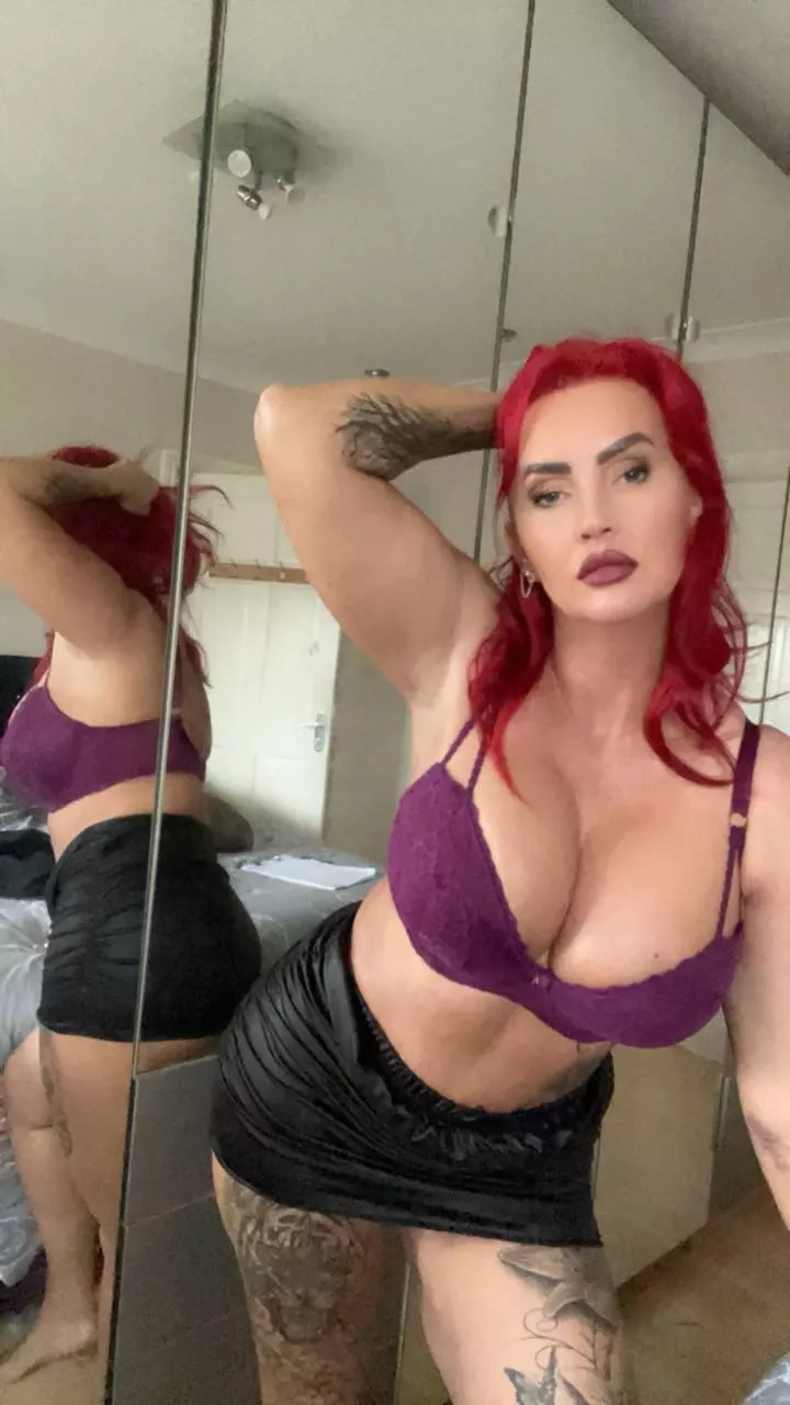 Mommy sends her kisses😈🥵 posted by _andreasuzanne