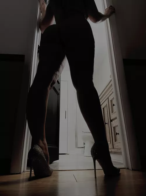 Put my ass on the sink and fuck me good by chloeeelisexoo